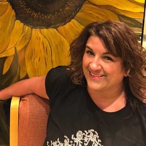 Meet your Posher, Debbie